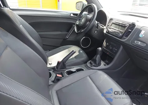 2012 Volkswagen Beetle 2.5L from USA, damaged, VIN 3VWHP7AT8CM628371